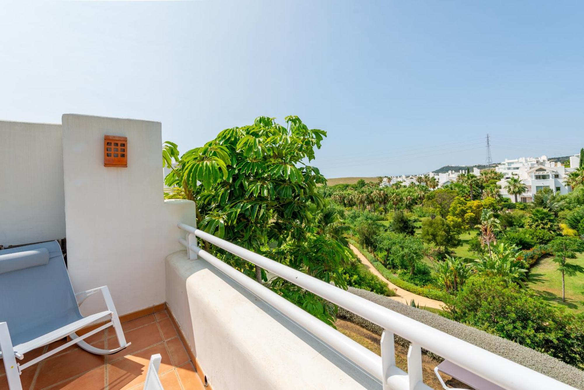 Alcazaba Lagoon 2425 Luxury Private Beach Estepona Exterior foto