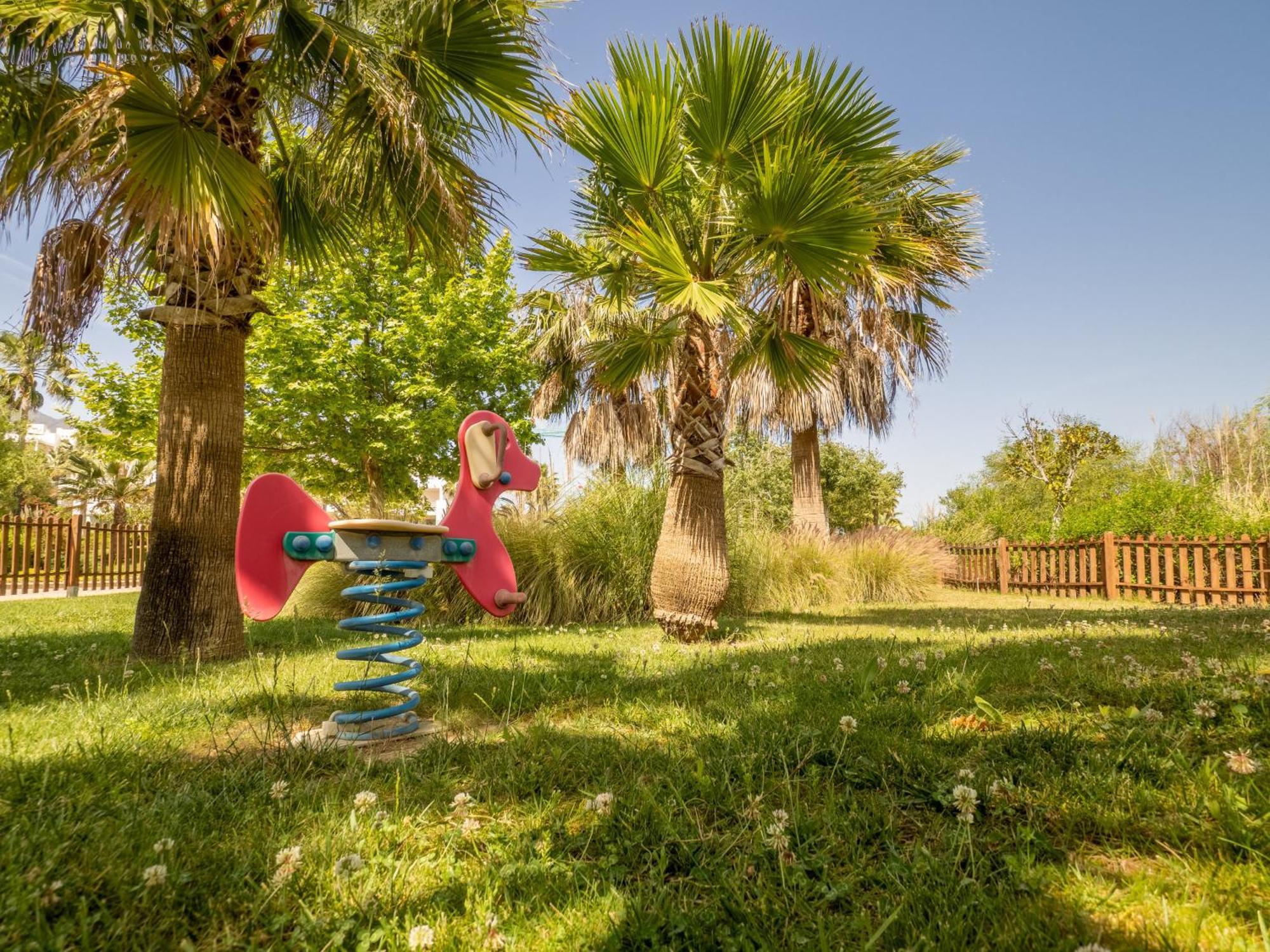 Alcazaba Lagoon 2425 Luxury Private Beach Estepona Exterior foto